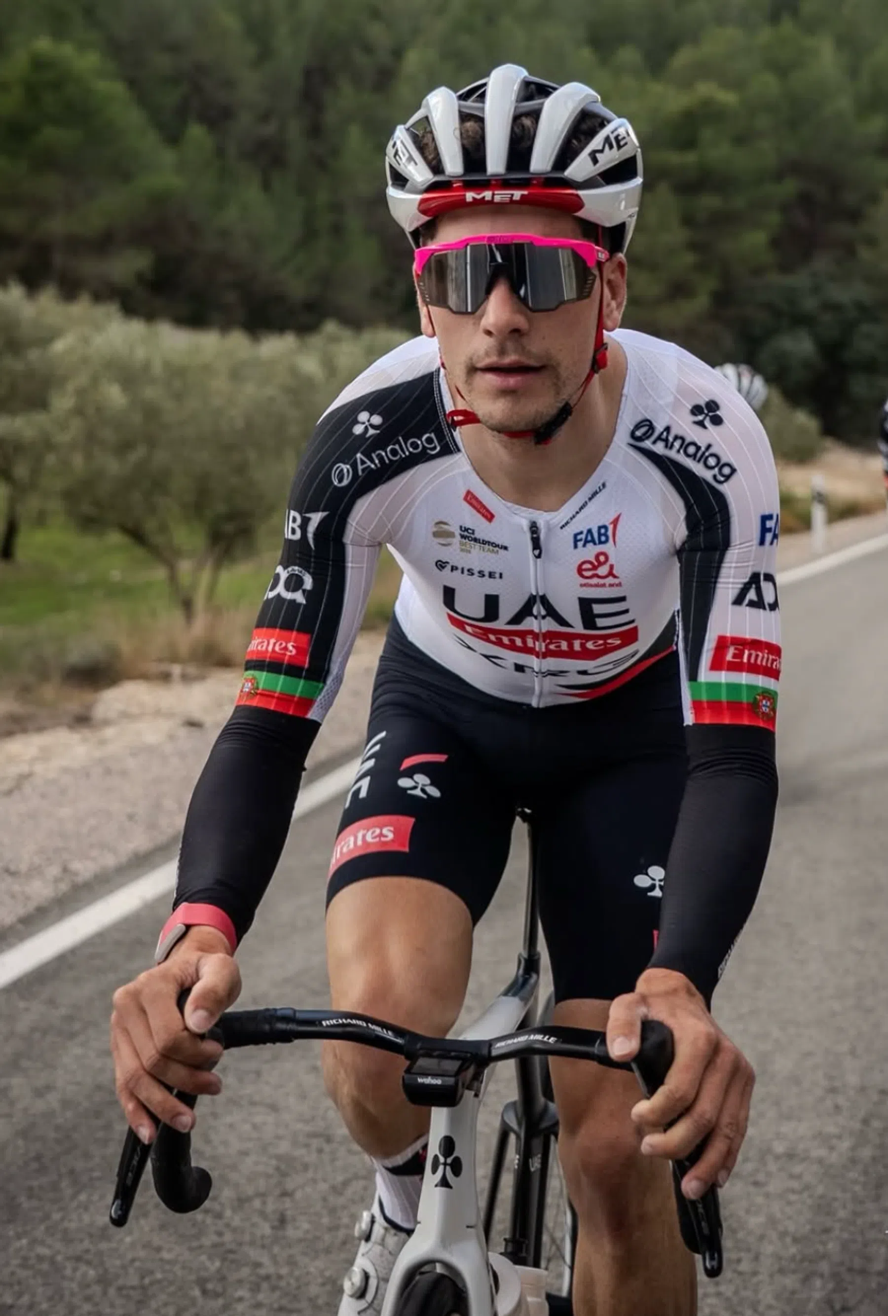 Instagram UAE TEAM EMIRATES - XRG